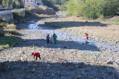 Gəncəçayın məcrası boyu təmizlik aksiyası təşkil olunub