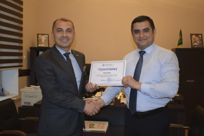 Türk Hava Yollarının təmsilçisi ilə vida görüşü baş tutub