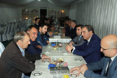 Şəhər rəhbəri müharibə veteranının ailəsinə başsağlığı verib