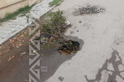 Su borusu partlayan ərazidə çuxur əmələ gəlib