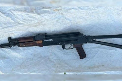 Məhkumun azadlıqda olarkən gizlətdiyi avtomat aşkarlanıb