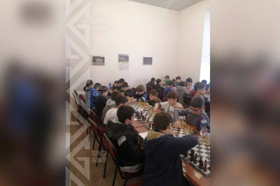 Yeniyetmələr arasında şahmat turniri baş tutub
