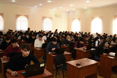 ADAU tələbələri aralıq imtahanlarını yeni qayda ilə verirlər