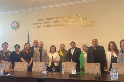 "Mutfakçı" şirkətinin təsisçisi tələbələrlə görüşüb