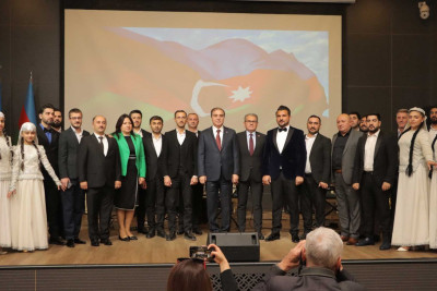 Dövlət Bayrağı Günü münasibətilə konsert proqramı keçirilib