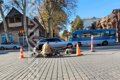 İki prospektin kəsişməsindəki tamet daşları yenilənir