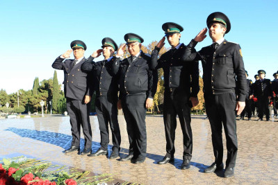 Avtomobili sərxoş idarə edən sürücü polisdən qaçmağa çalışıb