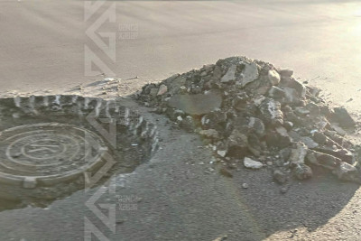 Natiq İsayev küçəsində lüklər yol səthi ilə bərabərləşdirilir