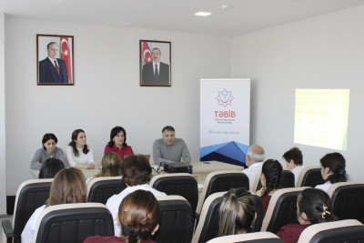 Səhiyyə işçilərimiz Naftalanda görüşdə iştirak ediblər