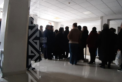 Xəstəxanalardan birində vətəndaşlar arasında gərginlik yaranıb
