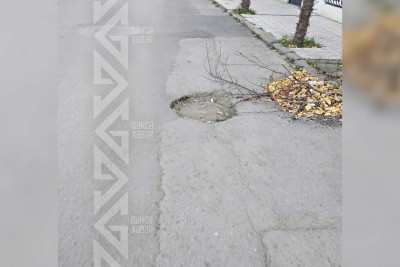 Bir sıra küçələrdə lüklər sakinlər və avtomobillər üçün təhlükə yaradır