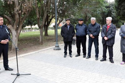 “Azəriqaz” nümayəndəsi sahibkarlarla görüşüb