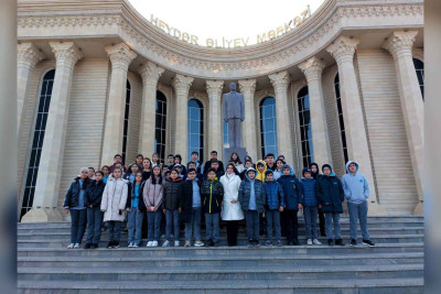 FRİTL-in şagird və müəllimləri Heydər Əliyev Mərkəzində olublar
