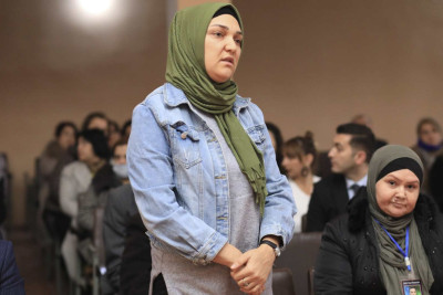 Şəhər rəhbəri vətəndaşları dinləyib