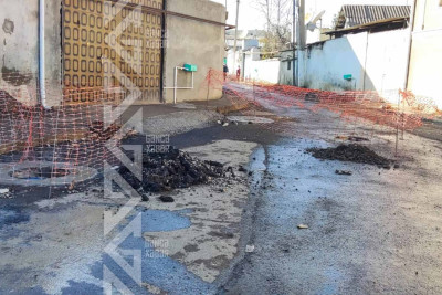 Şəhərin iki küçəsində lüklər yol səthi ilə bərabərləşdirilir