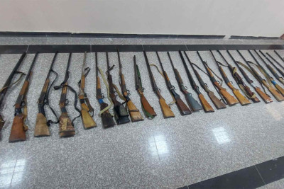 25 nəfər sakin könüllü olaraq silahlarını təhvil verib