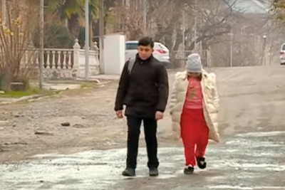 Bir neçə küçədə kanalizasiya xətti və asfalt örtüyü mövcud deyil