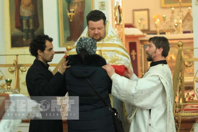 Pravoslavlar Milad bayramını qeyd ediblər