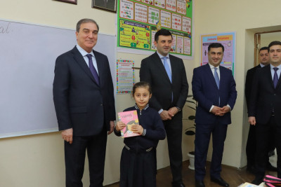 Təhsil ocaqlarında Beynəlxalq Kitab Bağışlama Günü qeyd edilib