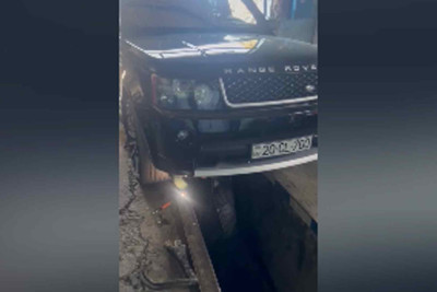 “BMW” ilə avtoxuliqanlıq edən şəxsi polis saxlayıb