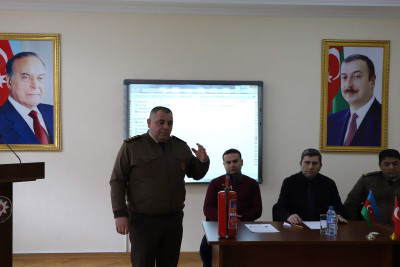 “Fövqəladə hallarla bağlı davranış qaydaları” mövzusunda təlim keçirilib