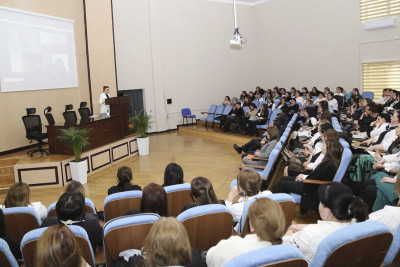 Regional Təhsil İdarəsinin təşkilatçılığı ilə görüş keçirilib