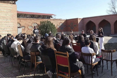 Gənclər öz istedadlarını nümayiş etdiriblər