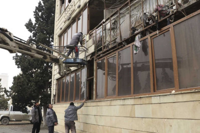 Binaların fasadları və eyvanları təmir olunur