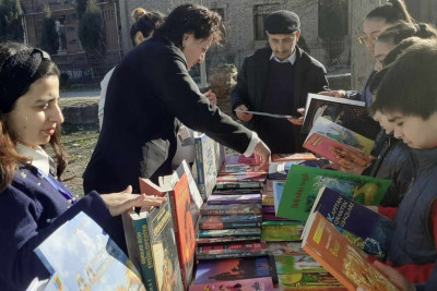 “Kitablar sənin etibarlı dostundur” adlı kitab sərgisi keçirilib