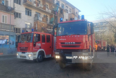 Yaşayış binasında yanğın baş verib