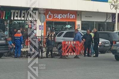 Şəhərin mərkəzində təmir işləri aparılır