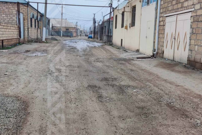 Şəhərin bir sıra küçələrini qaranlıq bürüyüb