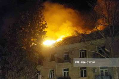 Yaşayış binası anidən alışıb