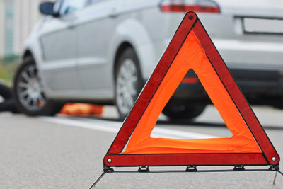 17 yaşlı gənc qəzaya uğrayıb