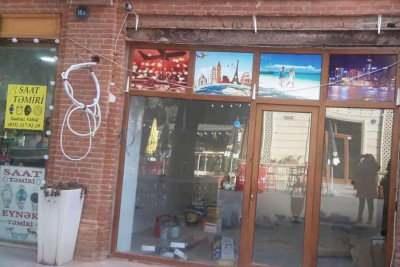 Tarixi binada reklam baneri yerləşdirən şəxslə bağlı tədbir görülüb