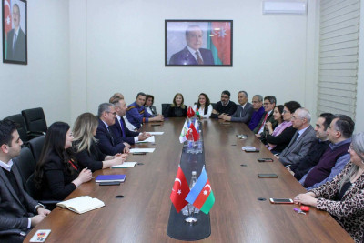 ADAU-nun nümayəndələri türk professorlarla görüşüblər