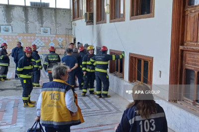 Yanan evdən 58 yaşlı kişinin meyiti çıxarılıb