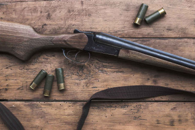 28 yaşlı gənc özünü güllələyib