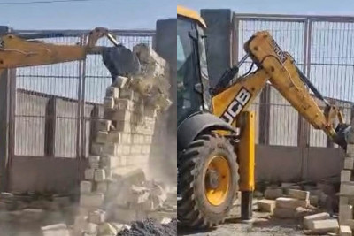 FHN daha bir qanunsuz tikilini söküb