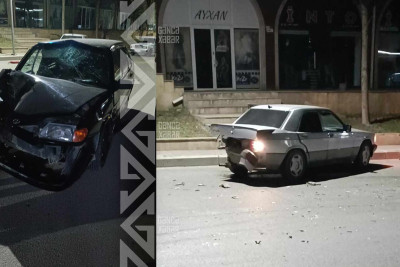 Küçələrin birində iki avtomobil toqquşub