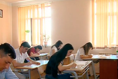 Magistraturaya qəbul olmaq istəyənlər ikinci dəfə imtahan veriblər