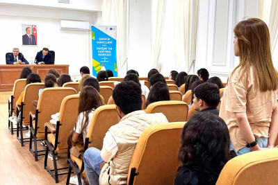 "Ekologiyanın dayanıqlı inkişafında gənclərin rolu" mövzusunda panel müzakirə baş tutub