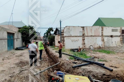 Üç küçəyə su və kanalizasiya sistemləri çəkilir