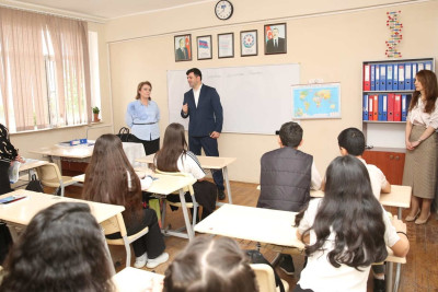 Bir neçə məktəbdə yoxlama və monitorinqlər aparılır