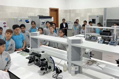 FRİTL şagirdləri ADAU-ya ekskursiyaya gediblər