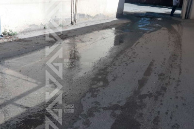 Təbriz küçəsində yeraltı su borusu partlayıb