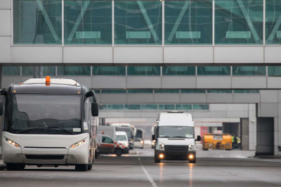 Bu il ötən ilə nisbətən 8 faizədək çox sərnişin və yük daşınıb