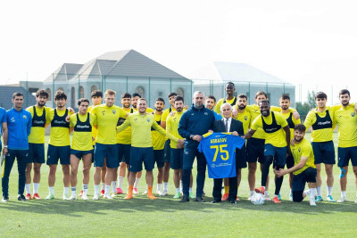 Veteran futbolçu Vahid Abbasov klubumuzun heyəti ilə görüşüb