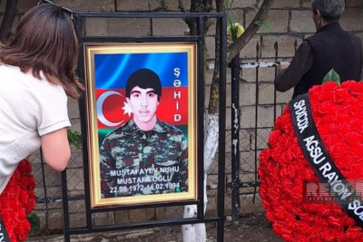 Şəhidlər xiyabanında dəfn olunan naməlum şəhid ailəsinə təhvil verilib