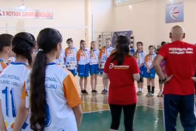 Yeniyetmə voleybolçular üçün təlim-məşq toplanışı keçirilib